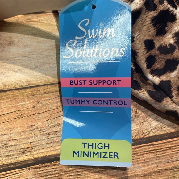 Swim Solutions Leopard One Piece Suit NWT - Picture 5 of 5